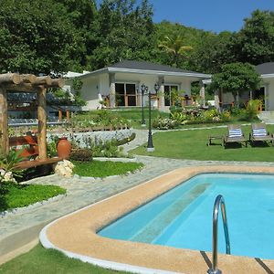 Garden Bungalows Resort